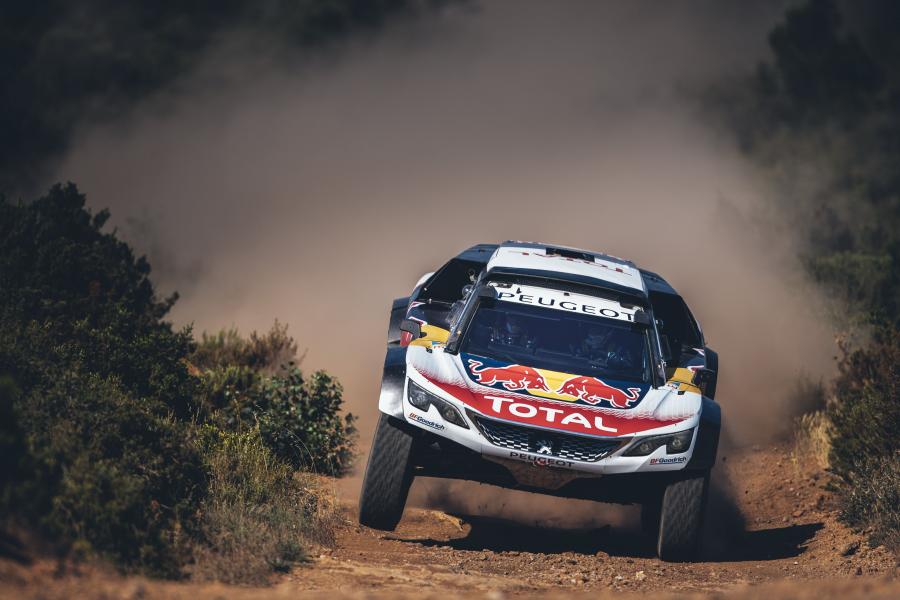  Peugeot 3008 DKR 2017 года  (фото 5 из 21)